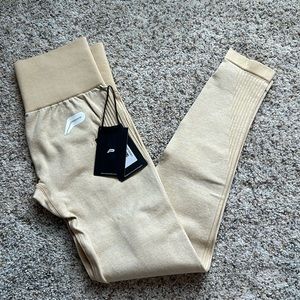 Pursue adapt seamless leggings